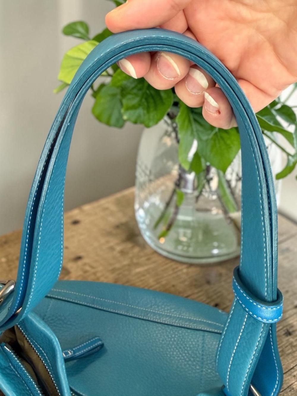 Coach Legacy Slim Duffle - Picture 15 of 16